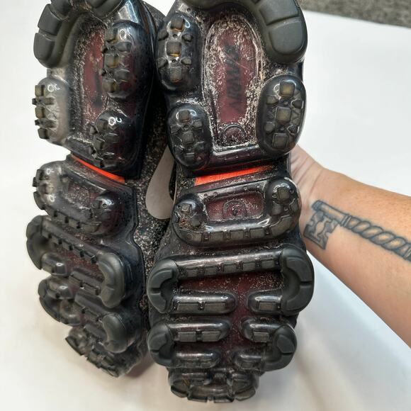 Nike Air Vapormax Flyknit Black Dark Mushroom Sneakers - Picture 6 of 7